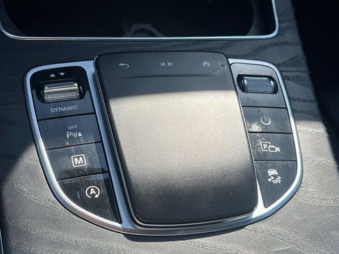 Used 2022 Mercedes-Benz GLC 300 image 13