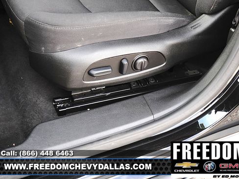 Used 2025 Chevrolet Malibu LT FWD image 31