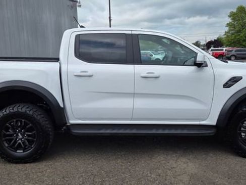 Used 2025 Ford Ranger Raptor AWD/4WD image 4