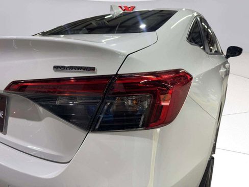 Used 2023 Honda Civic Touring image 8