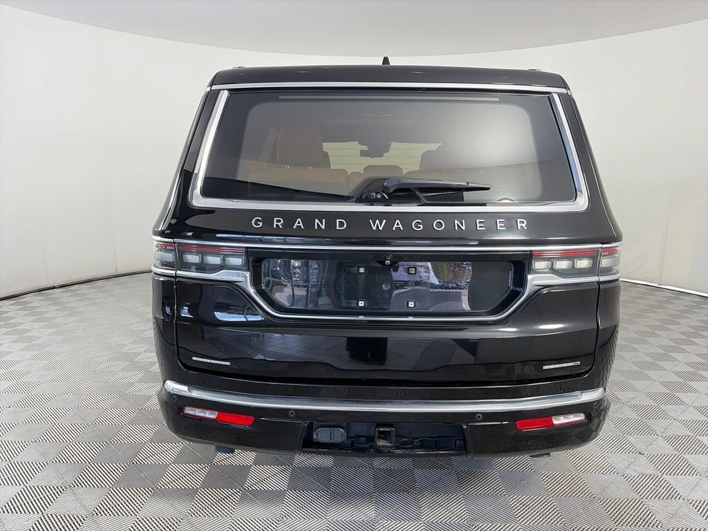 Used 2023 Jeep Grand Wagoneer Series III AWD/4WD image 6