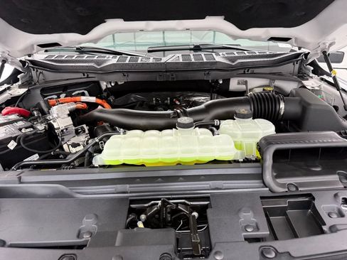New 2026 Ford F150 Lariat w/ Equipment Group 501A Mid AWD/4WD image 10