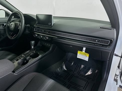 New 2026 Honda Civic Sport image 28