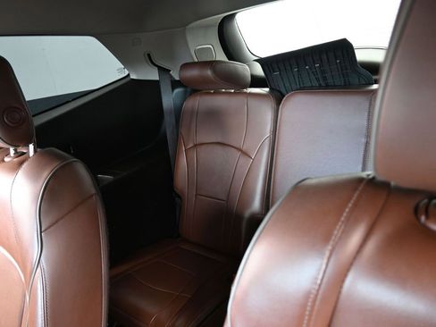 Used 2018 Buick Enclave Avenir w/ Avenir Technology Package image 39