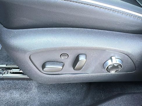 Used 2025 Buick Enclave Avenir w/ Trailering Package, 5000 lbs. image 18