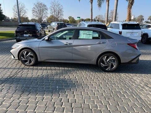 New 2026 Hyundai Elantra Limited image 6