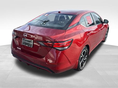 Used 2025 Nissan Sentra SV image 6
