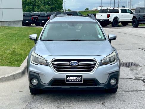 Used 2018 Subaru Outback 2.5i Premium AWD/4WD image 8