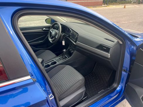 Used 2022 Volkswagen Jetta S FWD image 9