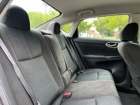 Used 2014 Nissan Sentra SR FWD image 18
