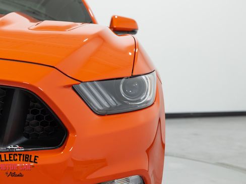 Used 2016 Ford Mustang GT Premium w/ Equipment Group 401A RWD image 43