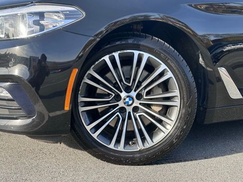 Used 2018 BMW 530i xDrive image 2