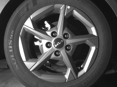 Used 2025 Kia K4 LXS image 15