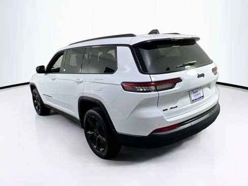 Used 2023 Jeep Grand Cherokee L Laredo image 7