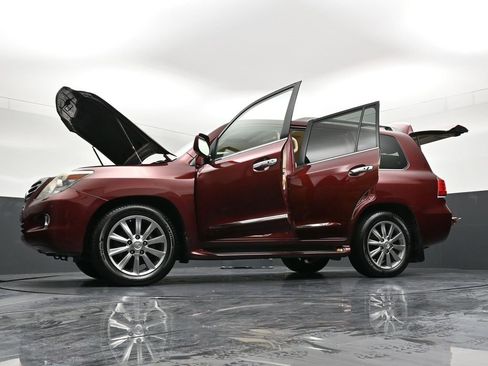 Used 2011 Lexus LX 570 4WD image 45