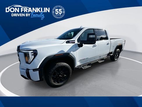 Used 2024 GMC Sierra 2500 AT4 image 1