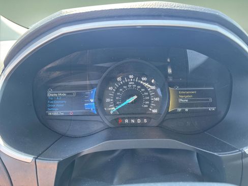 Used 2015 Ford Edge SEL w/ Equipment Group 201A FWD image 10