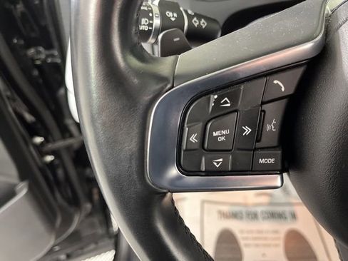 Used 2020 Jaguar E-PACE SE image 22