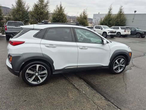 Used 2018 Hyundai Kona Limited image 16
