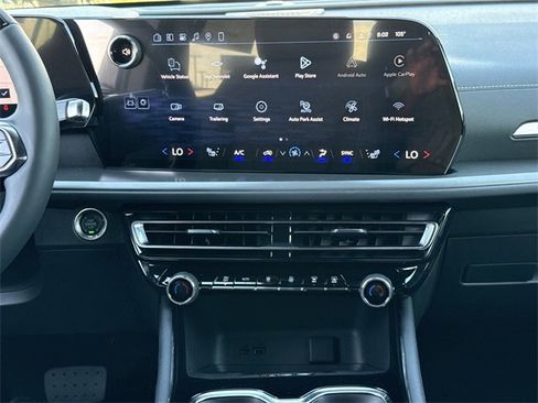 New 2026 Chevrolet Traverse LT w/ Enhanced Driving Package image 15