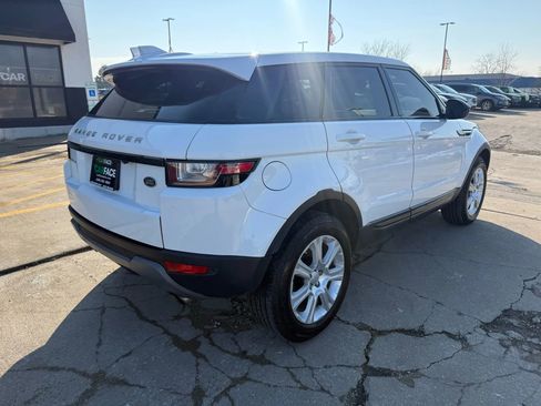 Used 2019 Land Rover Range Rover Evoque SE Premium image 15