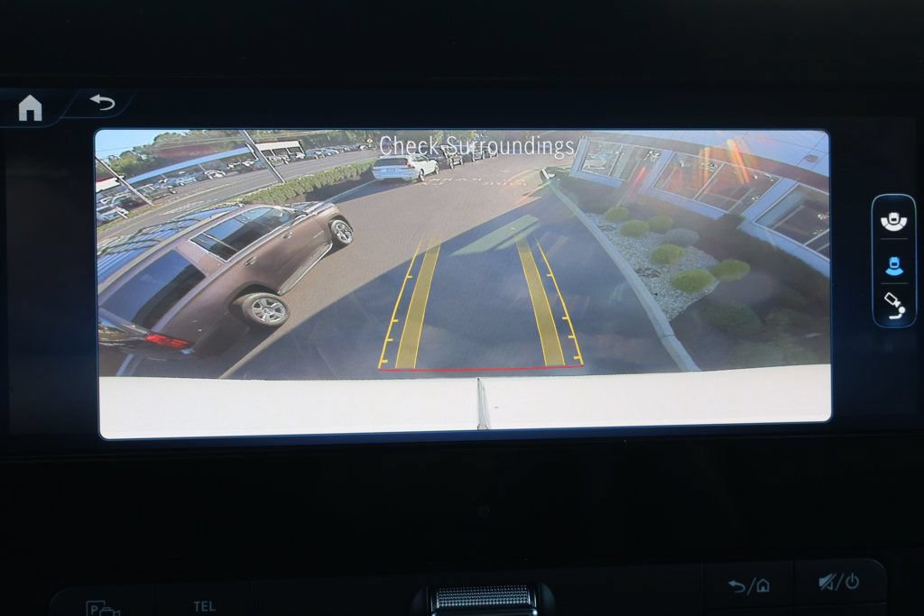 Used 2025 Mercedes-Benz Sprinter 2500 image 18