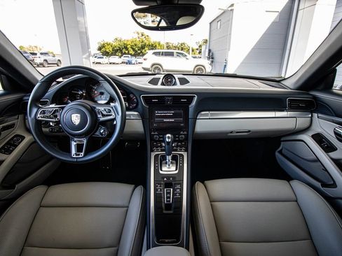 Used 2017 Porsche 911 Carrera S image 27