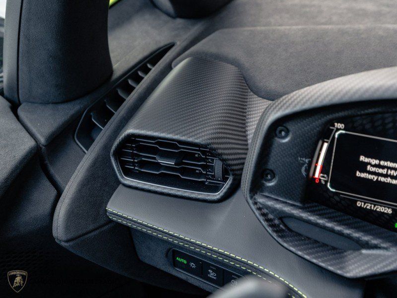 Used 2025 Lamborghini Revuelto AWD/4WD image 22