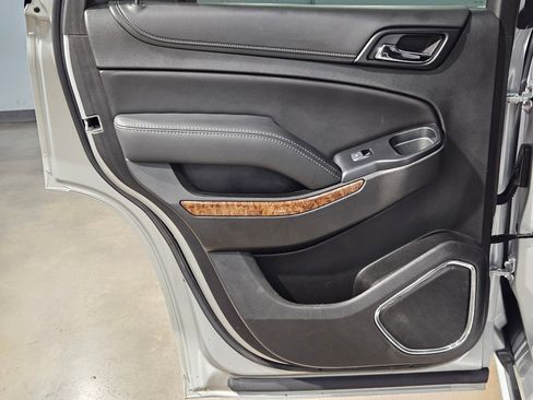 Used 2019 Chevrolet Tahoe Premier AWD/4WD image 36