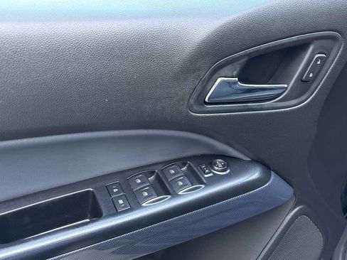 Used 2016 Chevrolet Colorado Z71 RWD image 21