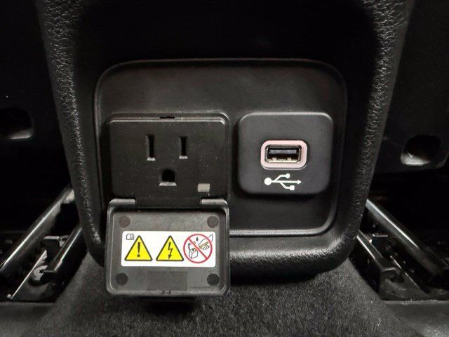 Used 2018 Jeep Compass Trailhawk w/ Leather Interior Group AWD/4WD image 12