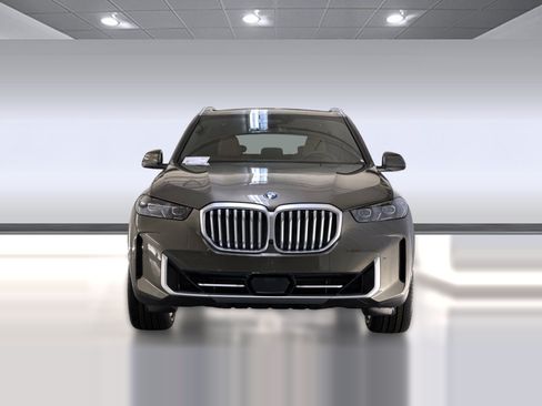 Used 2026 BMW X5 sDrive40i RWD image 5