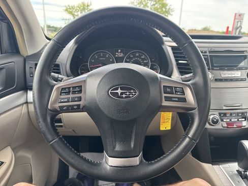 Used 2013 Subaru Legacy 2.5i Premium w/ All-Weather Pkg AWD/4WD image 11