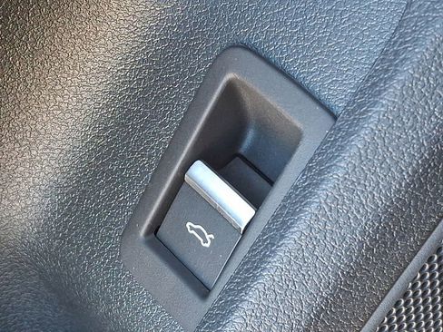 Certified 2023 Audi A4 2.0T Premium w/ Convenience Package image 27