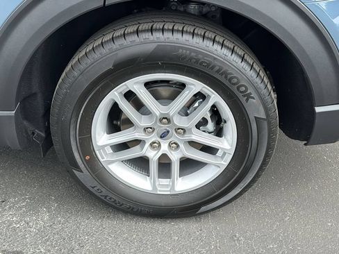 New 2026 Ford Explorer Active w/ Active Comfort Package RWD image 6