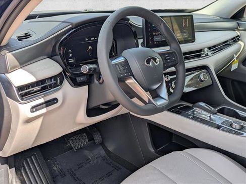 New 2026 INFINITI QX60 Pure image 3