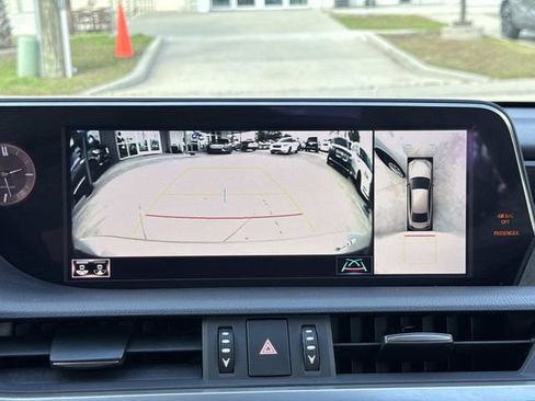 Used 2019 Lexus ES 350 Ultra Luxury image 27