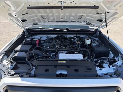 Used 2025 Toyota Tacoma SR RWD image 13
