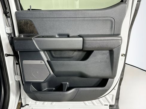 Used 2023 Ford F150 Lariat w/ Equipment Group 502A High image 29