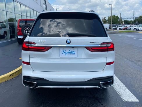 Used 2022 BMW X7 xDrive40i w/ M Sport Package AWD/4WD image 8