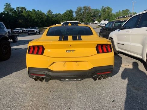 Used 2024 Ford Mustang GT RWD image 6