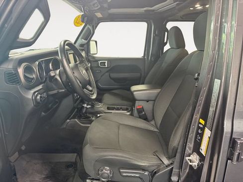 Used 2021 Jeep Wrangler Unlimited Sport AWD/4WD image 8