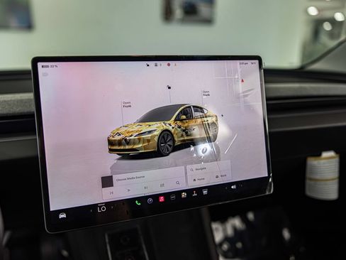 Used 2026 Tesla Model 3 RWD image 25