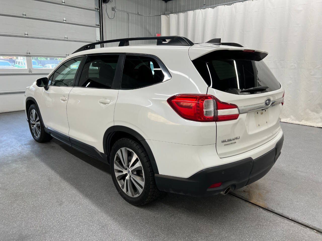 Used 2021 Subaru Ascent Premium w/ Sport Package AWD/4WD image 6