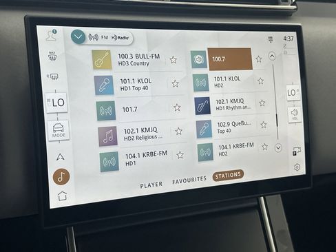 Used 2026 Land Rover Range Rover Velar S image 24