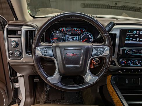 Used 2017 GMC Sierra 1500 SLT w/ Texas SLT Premium Package AWD/4WD image 14