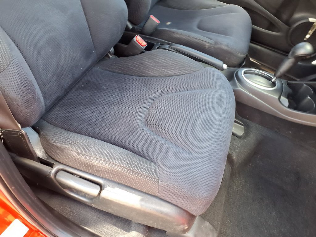 Used 2013 Honda Fit Sport image 18