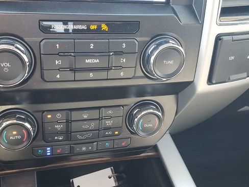 Used 2020 Ford F150 Lariat AWD/4WD image 18