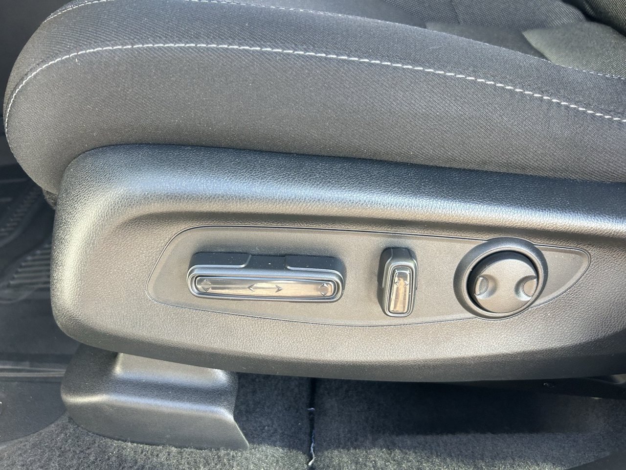 Used 2024 Honda CR-V EX image 26
