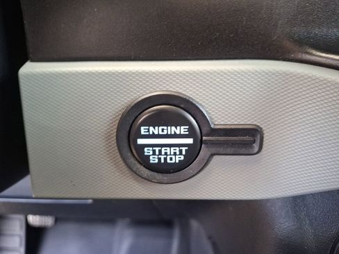 Used 2021 Ford Bronco Badlands image 22